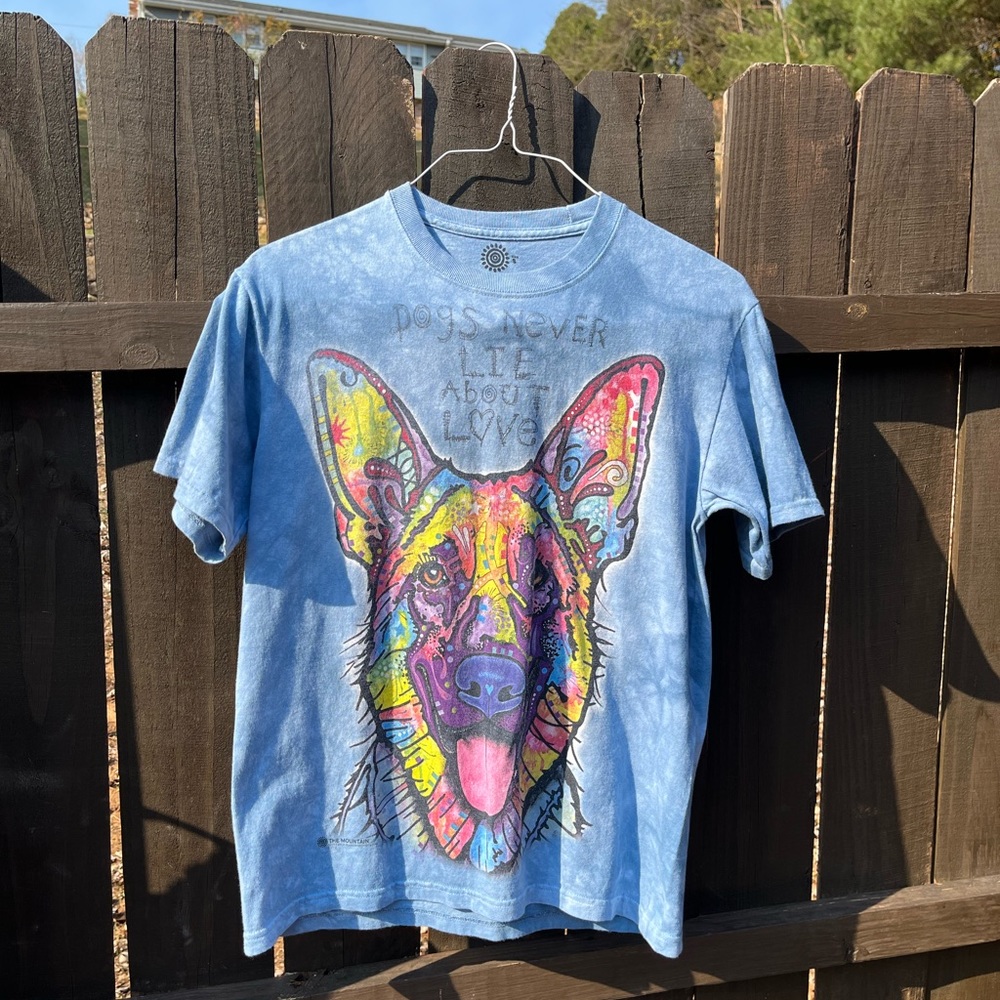 The mountain t-shirt